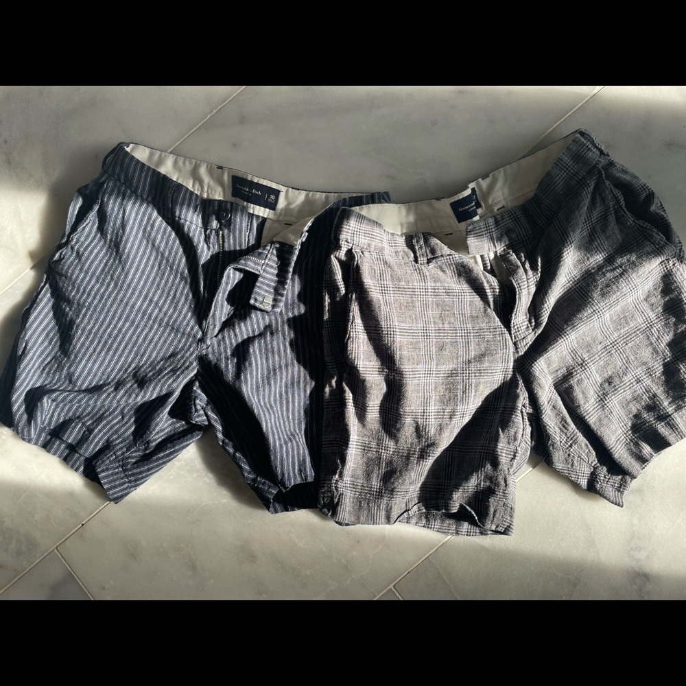 Bundle of 2 a&f shorts , excellent condition